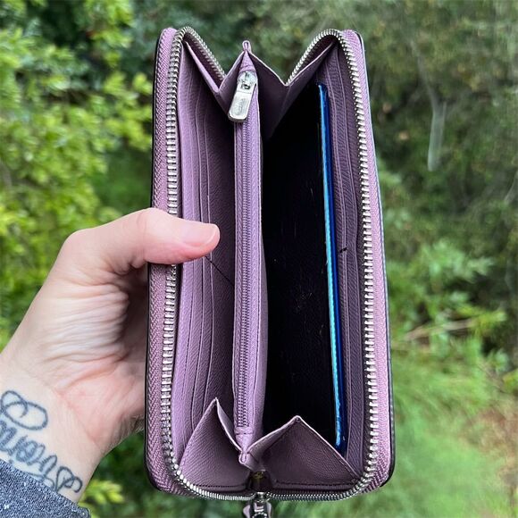 COACH Crossgrain Leather Wallet Purple with Silver Hardware AUTHENTIC - Picture 6 of 7